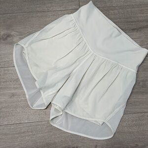 Lululemon Nulu and Mesh High-Rise Yoga Short 3.5"